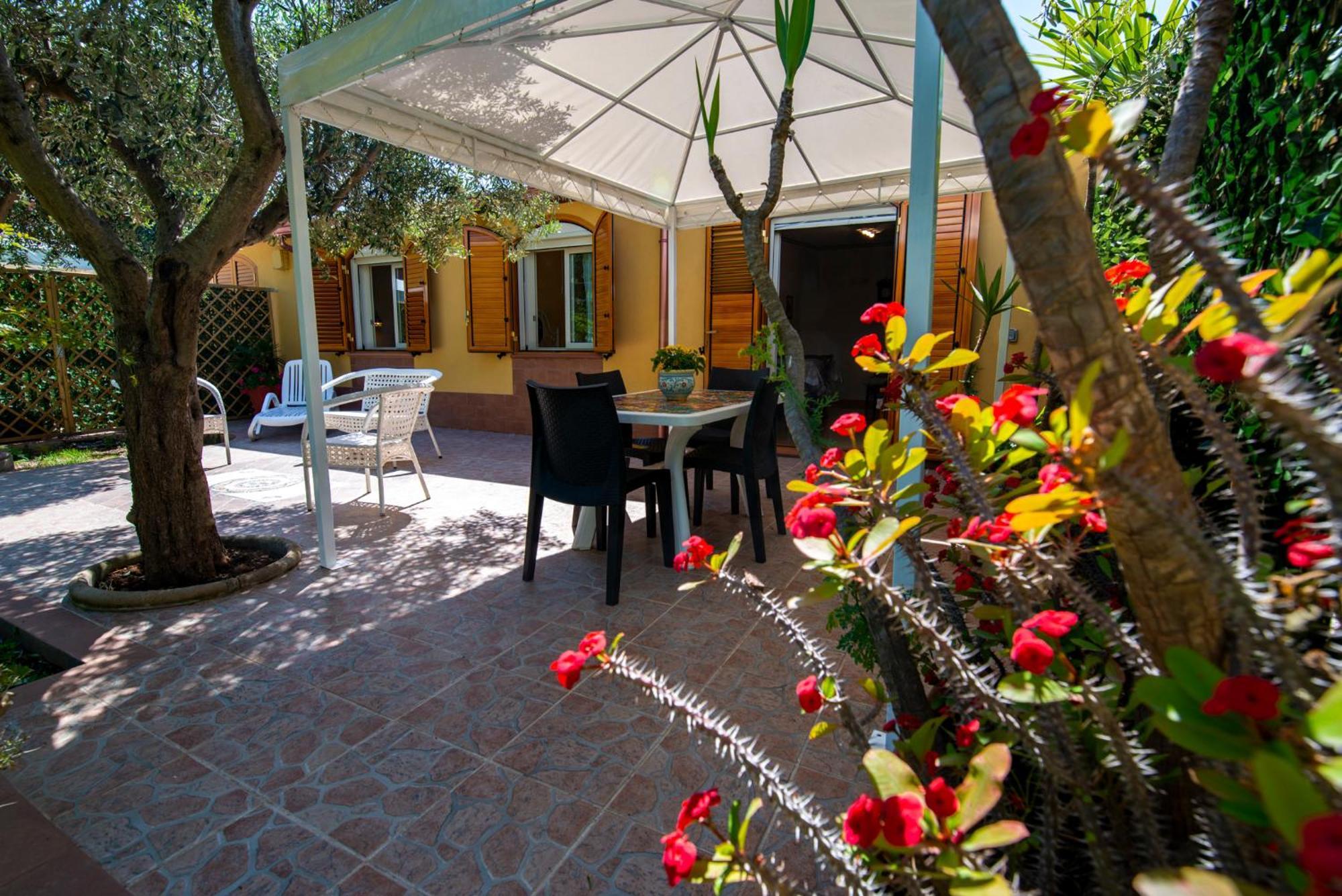 Villa Del Papiro Charme Apartments Авола Экстерьер фото