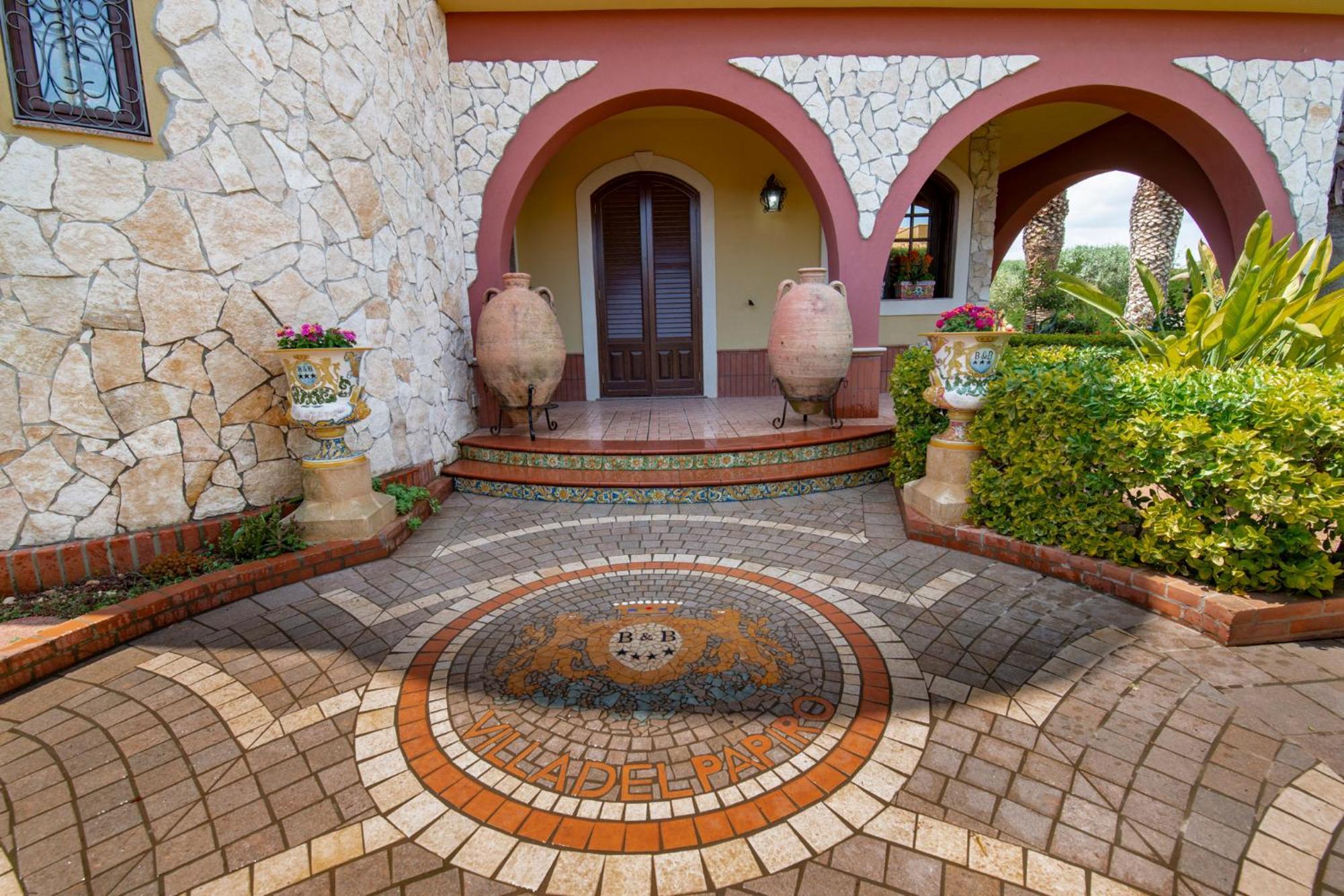 Villa Del Papiro Charme Apartments Авола Экстерьер фото